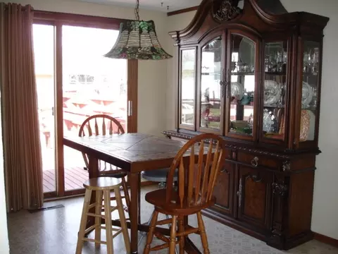 1811 Sioux St, Williston, ND 58801 photo 5