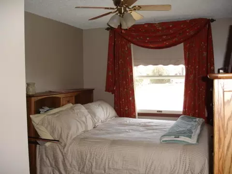 1811 Sioux St, Williston, ND 58801 photo 10