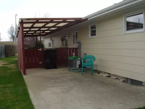 1821 8th Ave W, Williston, ND 58801 photo 14