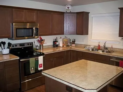 2004 17th Ct W, Williston, ND 58801 photo 7