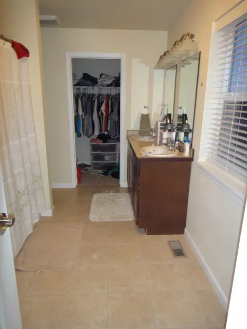 2004 17th Ct W, Williston, ND 58801 photo 11