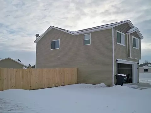 2004 17th Ct W, Williston, ND 58801 photo 4