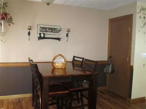 1817 30th St W, Williston, ND 58801 photo 7