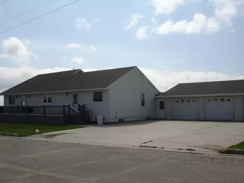307 Lake St, Ray, ND 58849 photo 1