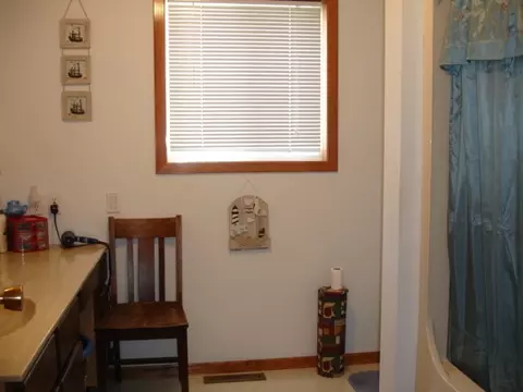 307 Lake St, Ray, ND 58849 photo 12