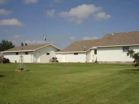 307 Lake St, Ray, ND 58849 photo 15