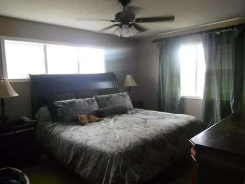 1529 Creekside Dr, Williston, ND 58801 photo 4