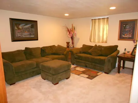 3511 University Ave, Williston, ND 58801 photo 8