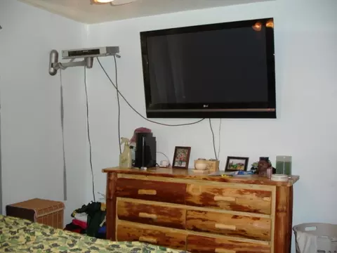 1802 27th St W, Williston, ND 58801 photo 5