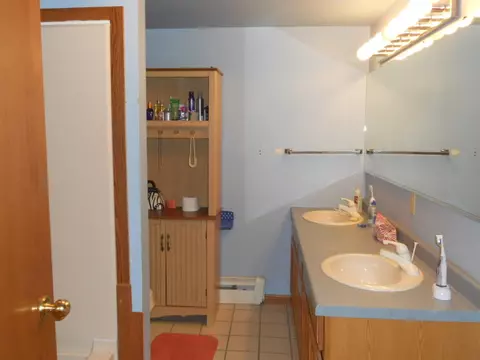 1507 E Hillcourt, Williston, ND 58801 photo 17