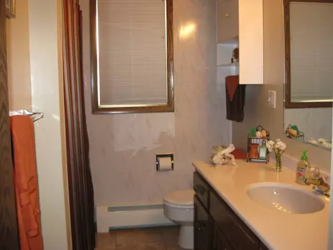 219 Winther, Ray, ND 58849 photo 6