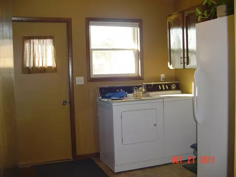 219 Winther, Ray, ND 58849 photo 9
