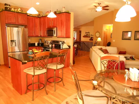 1820 18th Ave W, Williston, ND 58801 photo 3
