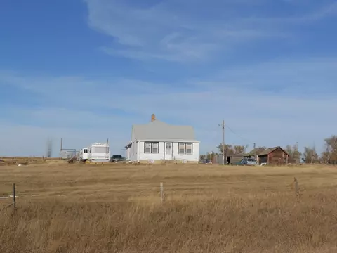 1404 58th St W, Williston, ND 58801 photo 4