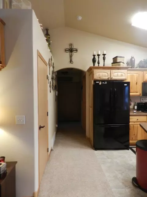 2314 12th Ave W, Williston, ND 58801 photo 10