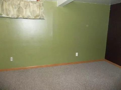1517 4th Ave W, Williston, ND 58801 photo 8