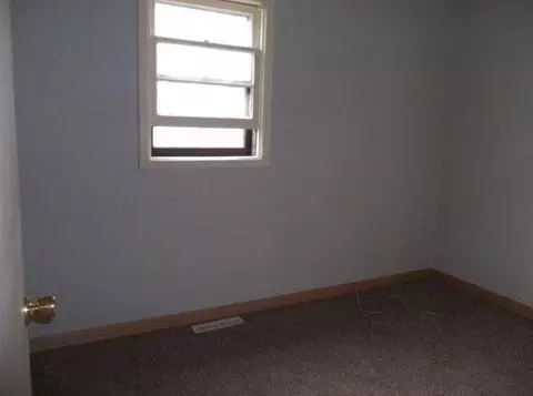 1517 4th Ave W, Williston, ND 58801 photo 5