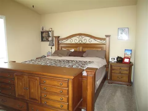 2401 12th Ave W, Williston, ND 58801 photo 28