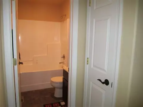 2401 12th Ave W, Williston, ND 58801 photo 25