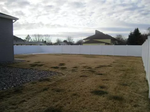 2401 12th Ave W, Williston, ND 58801 photo 2