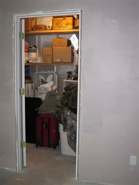 2401 12th Ave W, Williston, ND 58801 photo 40