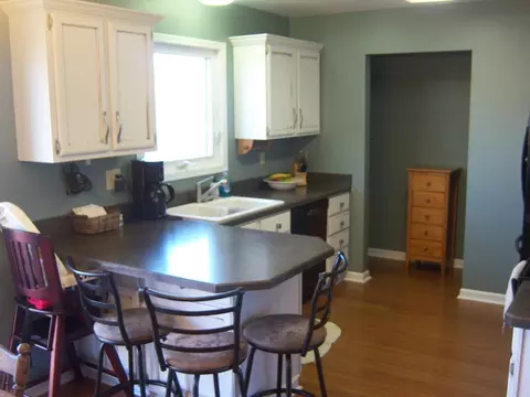 2334 17th Cir W, Williston, ND 58801 photo 3