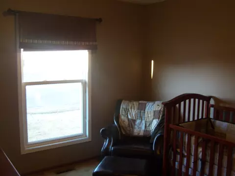 2334 17th Cir W, Williston, ND 58801 photo 9