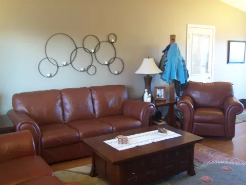 2334 17th Cir W, Williston, ND 58801 photo 6
