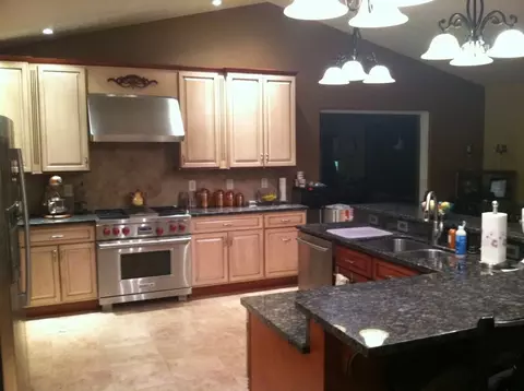 2109 22nd St W, Williston, ND 58801 photo 2