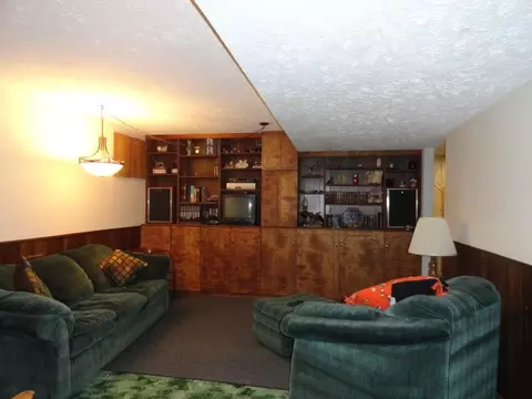 324 18th St E, Williston, ND 58801 photo 12