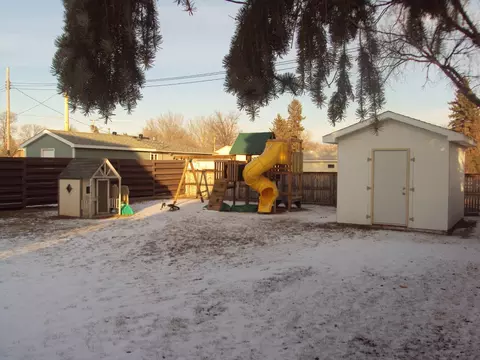 116 Comford St, Ray, ND 58849 photo 4