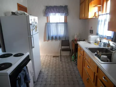112 Comford St, Ray, ND 58849 photo 2