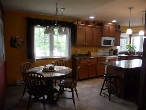 619 Comford St, Ray, ND 58849 photo 3