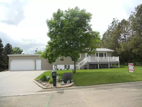 619 Comford St, Ray, ND 58849 photo 1