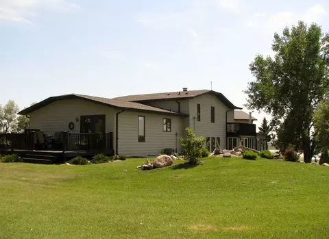 13427 Grandview Dr, Williston, ND 58801 photo 17