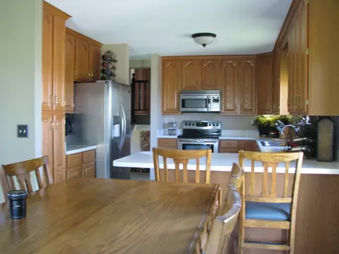 13427 Grandview Dr, Williston, ND 58801 photo 8