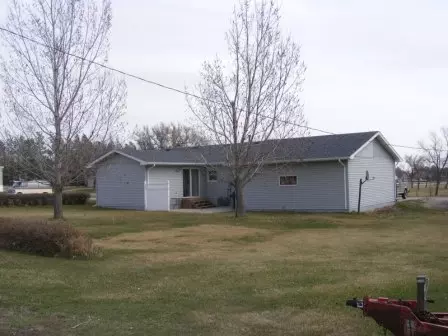 511 Main St, Ray, ND 58849 photo 3