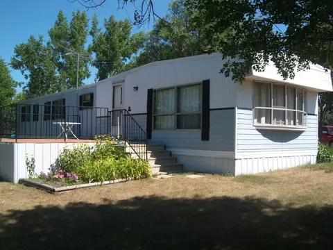 220 Blacktail Dam Dr, Williston, ND 58801 photo 1