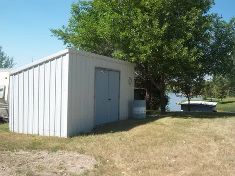 220 Blacktail Dam Dr, Williston, ND 58801 photo 9
