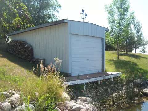 220 Blacktail Dam Dr, Williston, ND 58801 photo 6