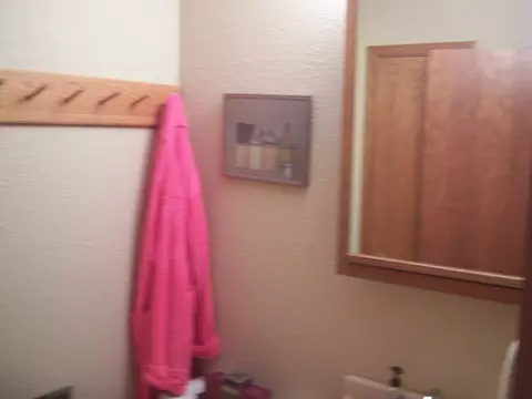 806 7th Ave W, Williston, ND 58801 photo 10