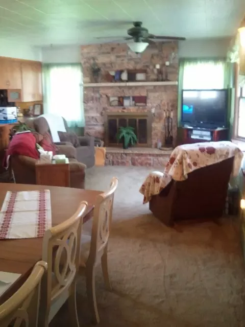 401 1st Ave W, Williston, ND 58801 photo 5