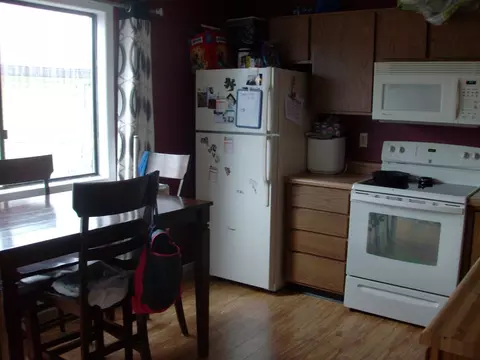 2814 22nd Ave W, Williston, ND 58801 photo 2