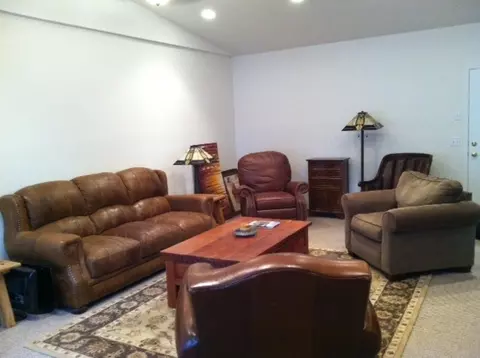 401 14th Ave W, Williston, ND 58801 photo 3