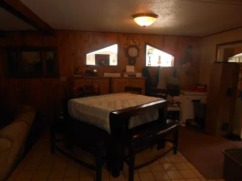1310 13th Ave W, Williston, ND 58801 photo 5