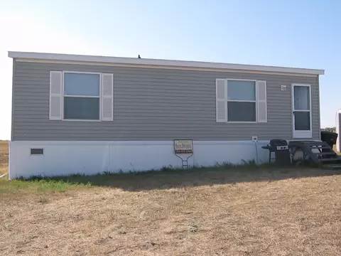 2413 36th Pl W, Williston, ND 58801 photo 1