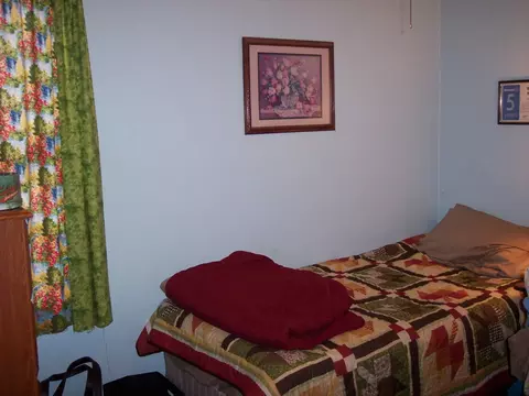 215 4th St E, Williston, ND 58801 photo 5