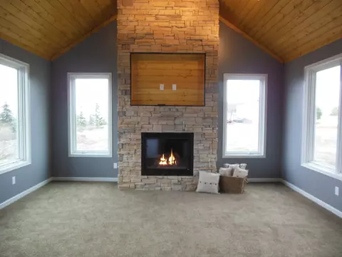 13403 Kingsview Ln, Williston, ND 58801 photo 10