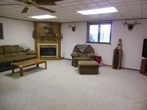 1721 23rd St W, Williston, ND 58801 photo 23