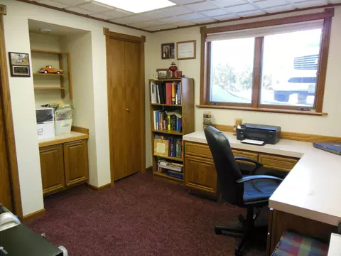 1721 23rd St W, Williston, ND 58801 photo 25